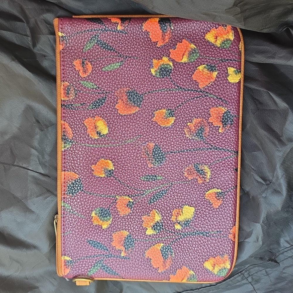 Thirty-One Rubie Mini - delicate floral